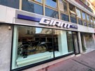 GIANT
